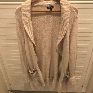 Long ivory cardigan with jewel line pockets